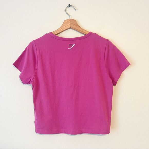 Gymshark Short Sleeve Crop Tee in Pink Medium - Picture 3 of 6